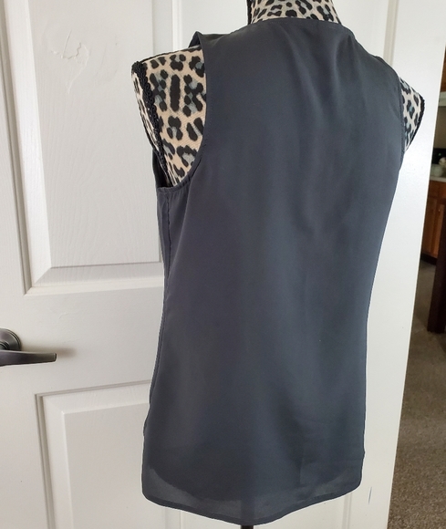 Old Navy Sequined Tank Top - Picture 7 of 13